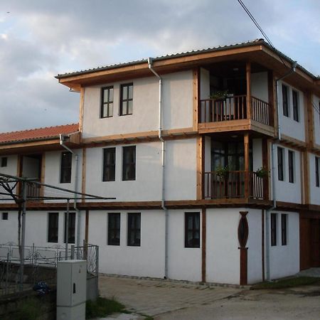 Tsutsovi House Hotel Kalofer Kültér fotó